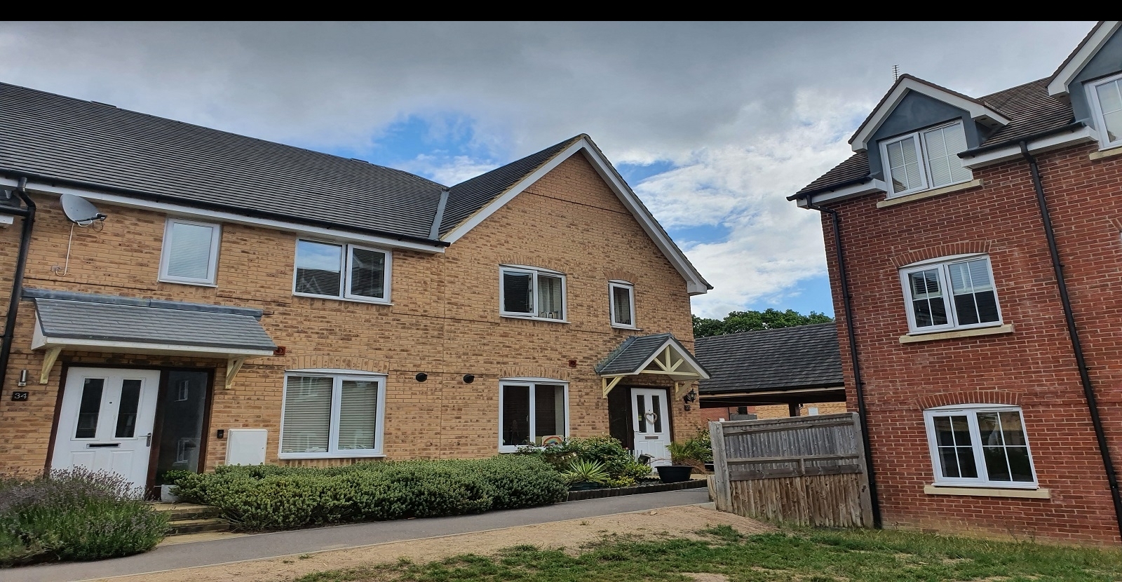 35 The Alders Weald Living